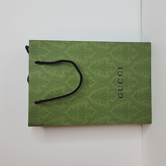 Dior, 2 Prada,Gucci Paper Bags (Bundle) - Picture 3 of 14